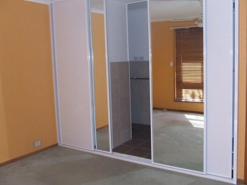 13 Shakes Crescent, Hallett Cove SA 5158