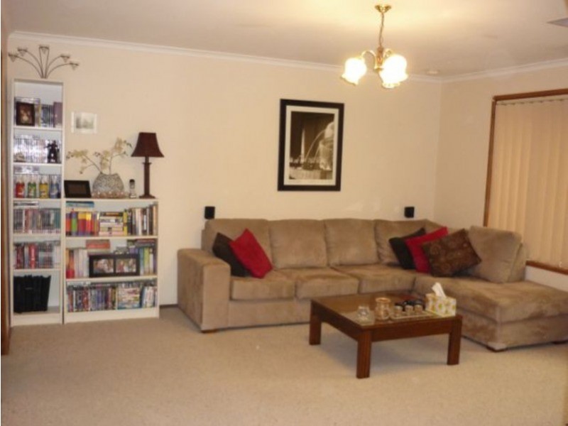 8 Bathbank Crescent, Sheidow Park SA 5158