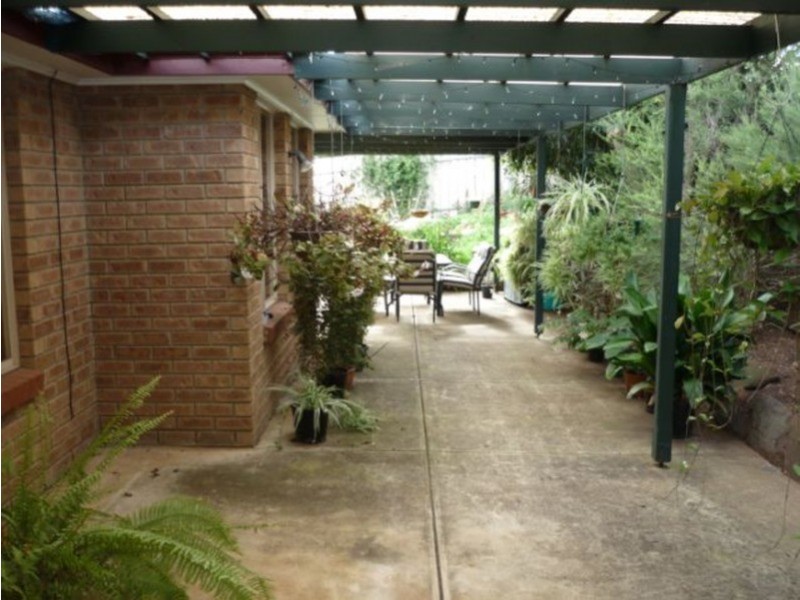 8 Bathbank Crescent, Sheidow Park SA 5158