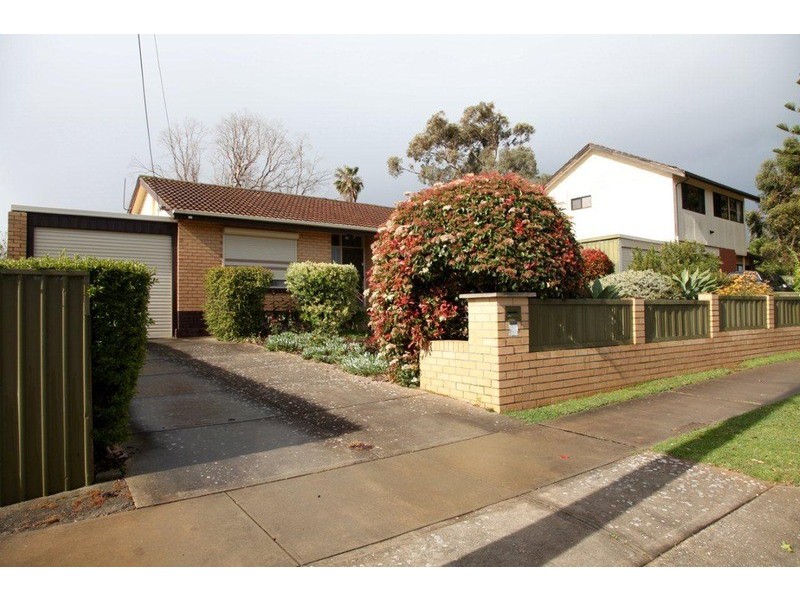 7 Tooma Street, O’sullivan Beach SA 5166