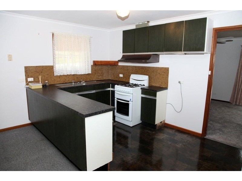 31 Valleyfair  Road, Hackham West SA 5163