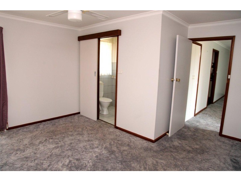31 Valleyfair  Road, Hackham West SA 5163