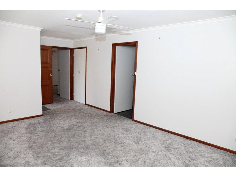 31 Valleyfair  Road, Hackham West SA 5163