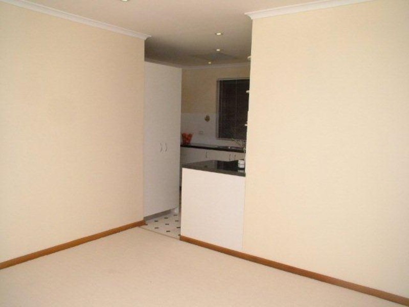 2/7 Barker Street, Port Noarlunga SA 5167