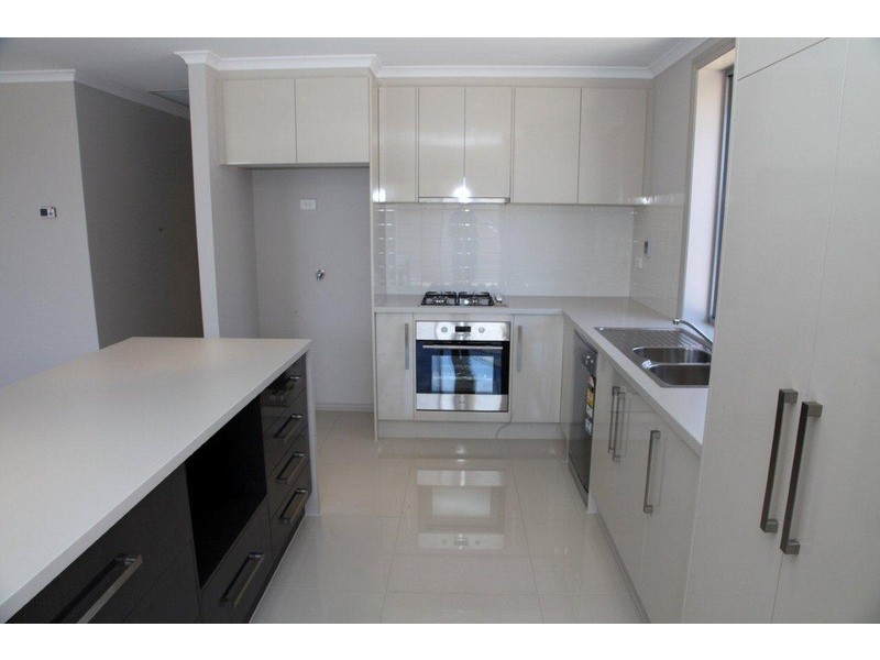 11 Matelot Street, Seaford Meadows SA 5169