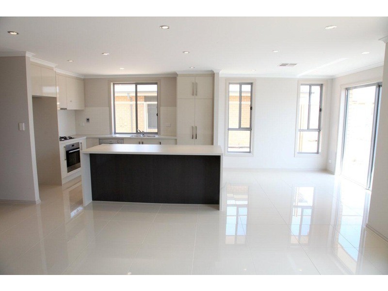 11 Matelot Street, Seaford Meadows SA 5169