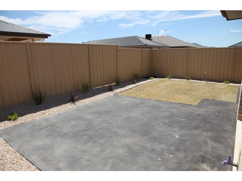 11 Matelot Street, Seaford Meadows SA 5169