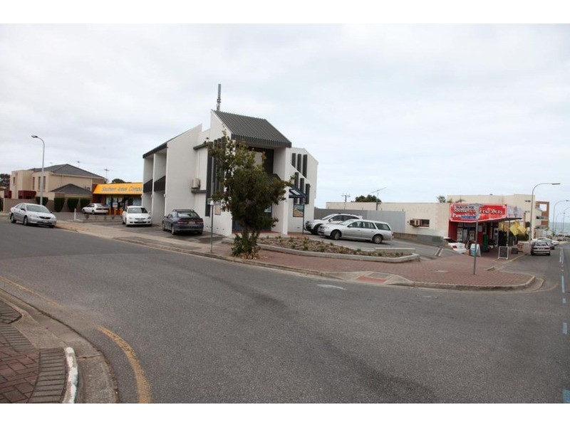20 Beach Road, Christies Beach SA 5165