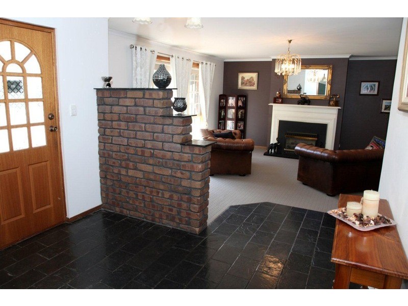 8 Ilex Court, Morphett Vale SA 5162