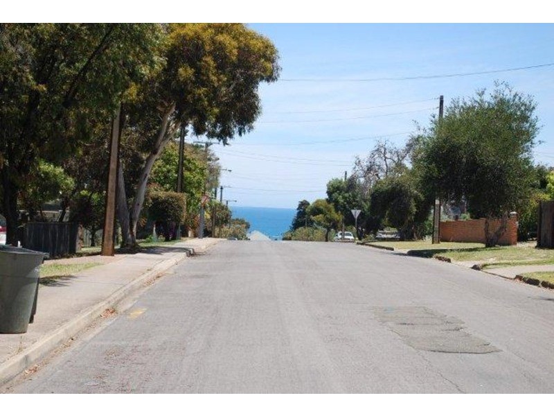 2/30 Penzance Avenue, Christies Beach SA 5165