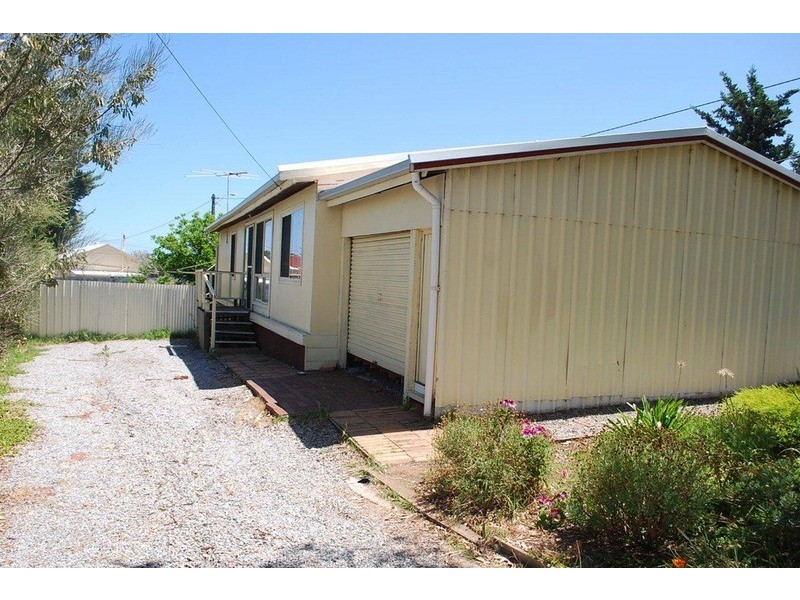 17 Roy Terrace, Christies Beach SA 5165