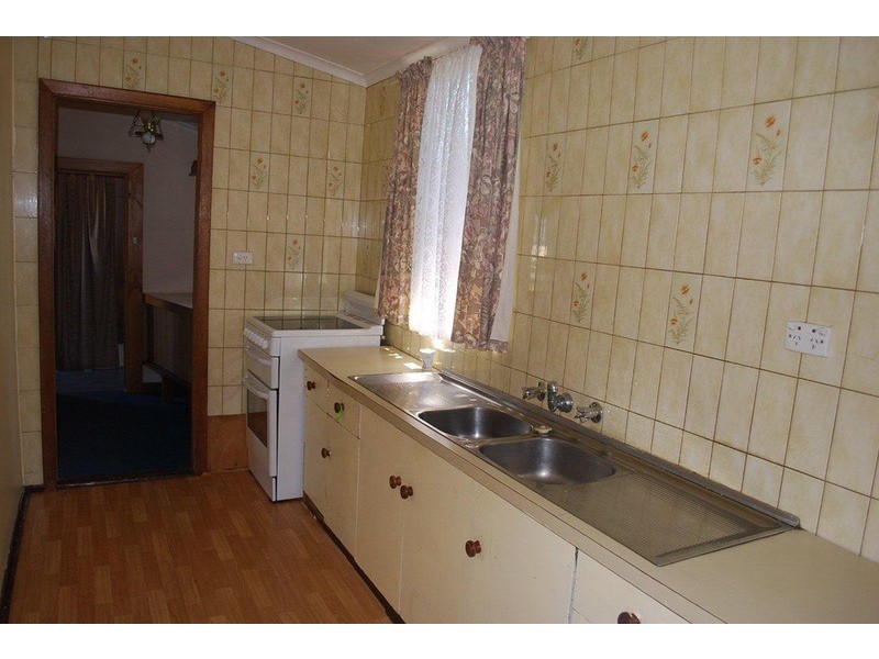 17 Roy Terrace, Christies Beach SA 5165