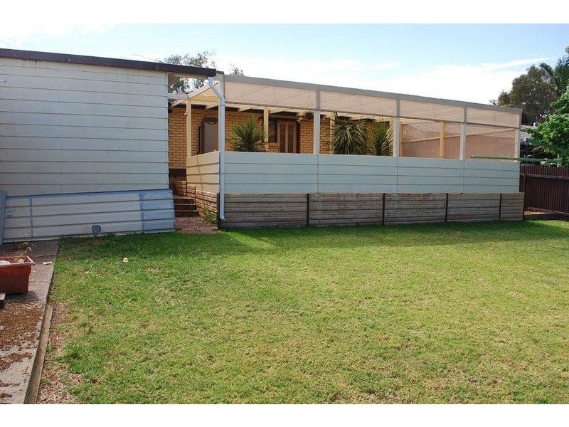 37 Lynlee Crescent, Huntfield Heights SA 5163