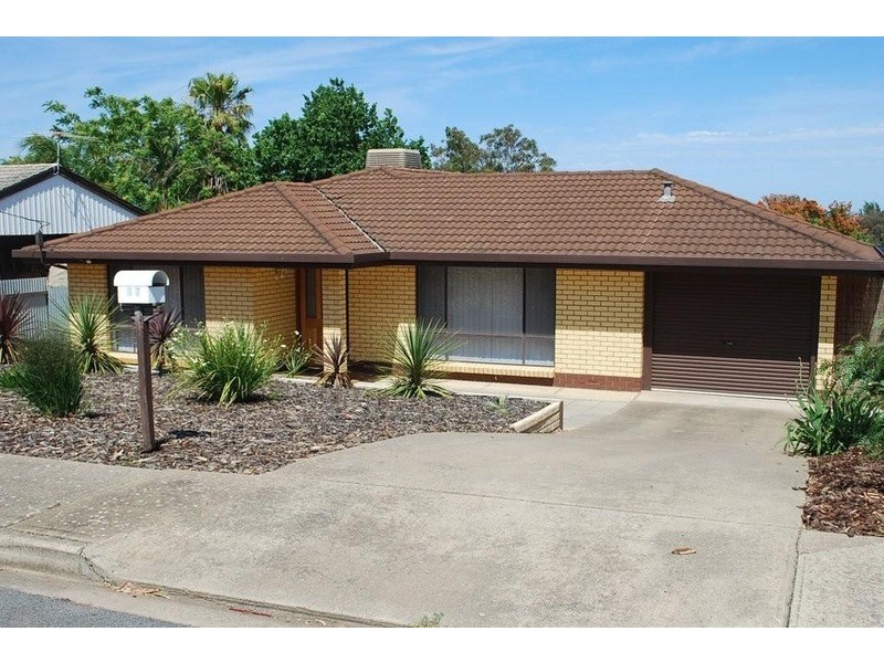 37 Lynlee Crescent, Huntfield Heights SA 5163