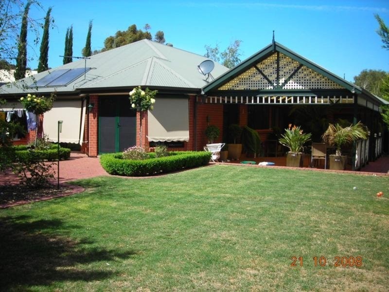 3 Angalea Place, Onkaparinga Hills SA 5163