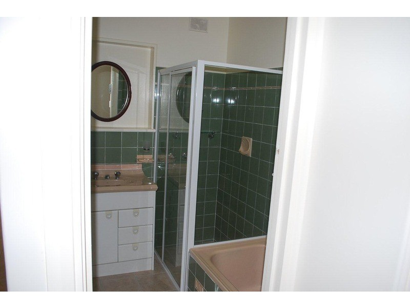 34 Suzanne Avenue, Morphett Vale SA 5162