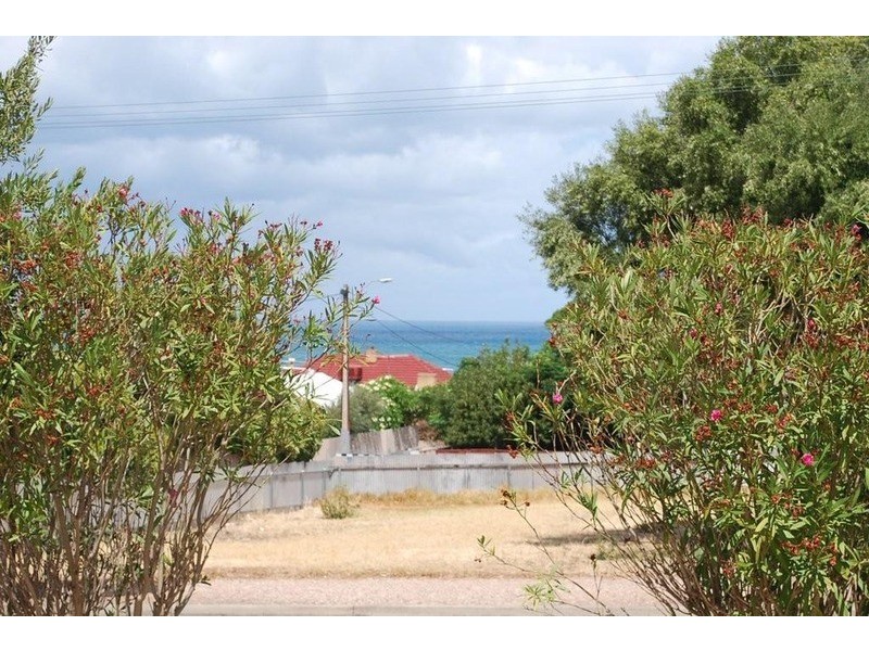 20 Roy Terrace, Christies Beach SA 5165