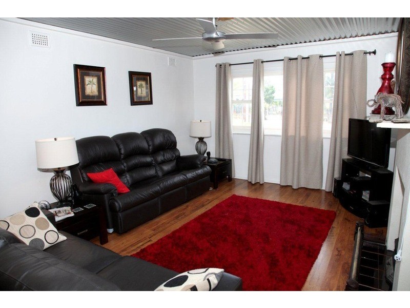 36 Fenton Avenue, Christies Beach SA 5165