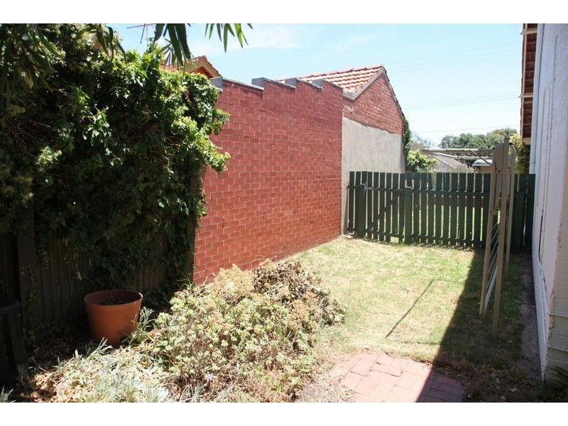 9 Portland Street, Seacliff SA 5049