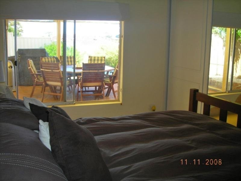 17 Sovereign Street, Hallett Cove SA 5158