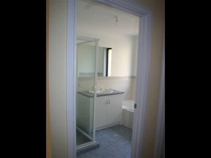 8 Light Place, Mount Compass SA 5210