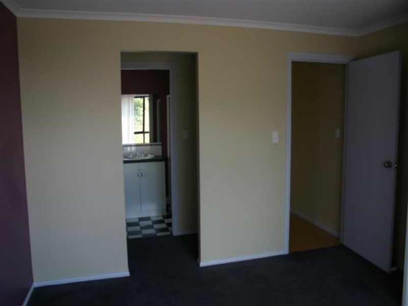 8 Light Place, Mount Compass SA 5210