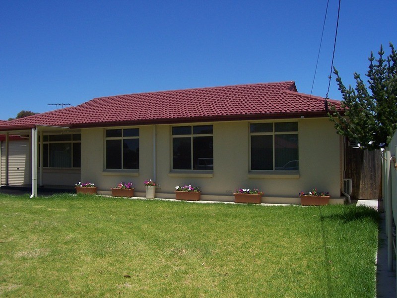 30 Kwinana Crescent, Port Noarlunga South SA 5167