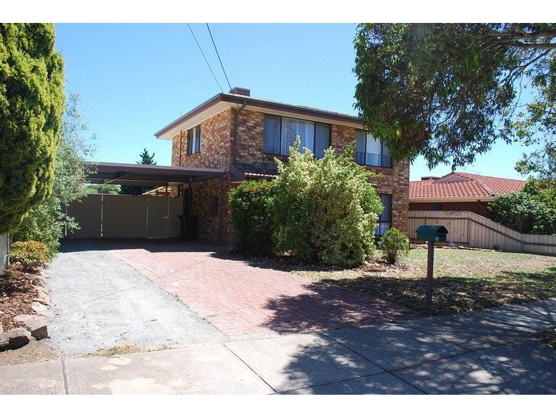 23 Kwinana Crescent, Port Noarlunga South SA 5167