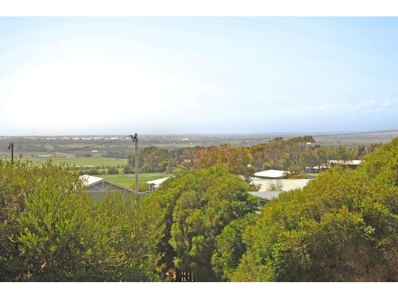 18 Tangier Boulevard, Sellicks Beach SA 5174