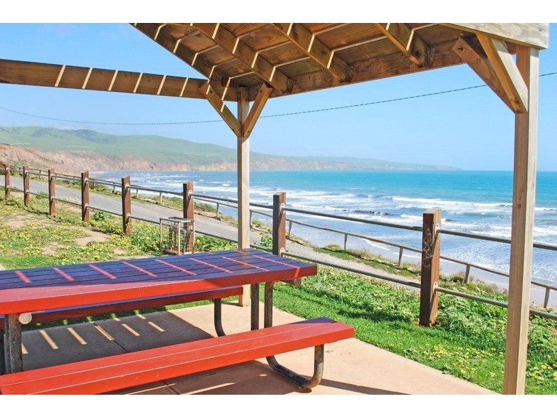 18 Tangier Boulevard, Sellicks Beach SA 5174