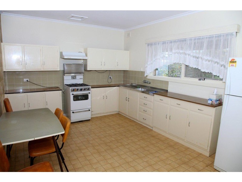 7 Tooma Street, O’sullivan Beach SA 5166