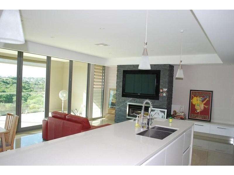 2/49-51 Macquarie Street, Moana SA 5169