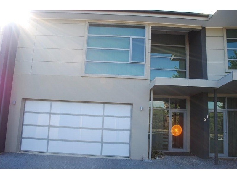 2/49-51 Macquarie Street, Moana SA 5169