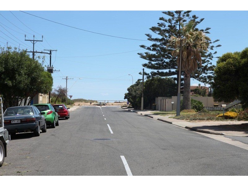 61 Cliff Avenue, Port Noarlunga South SA 5167