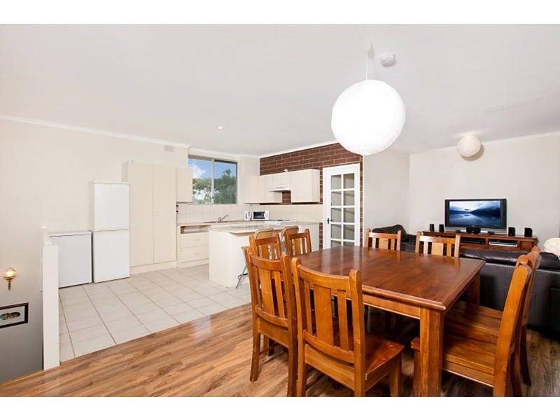5 First Avenue, Moana SA 5169