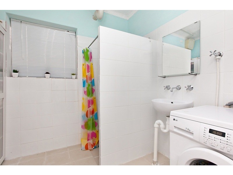 5 First Avenue, Moana SA 5169