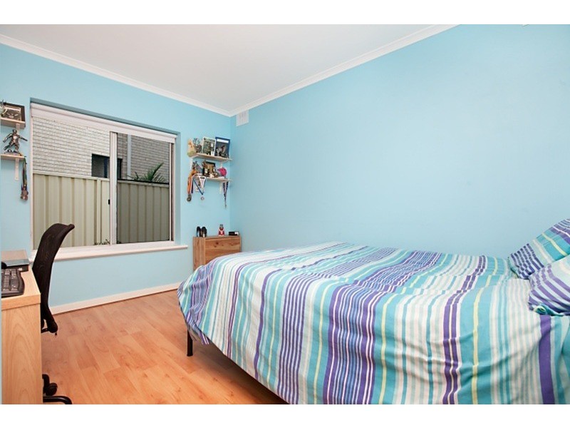 5 First Avenue, Moana SA 5169