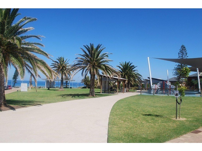 6 Grundy Terrace, Christies Beach SA 5165
