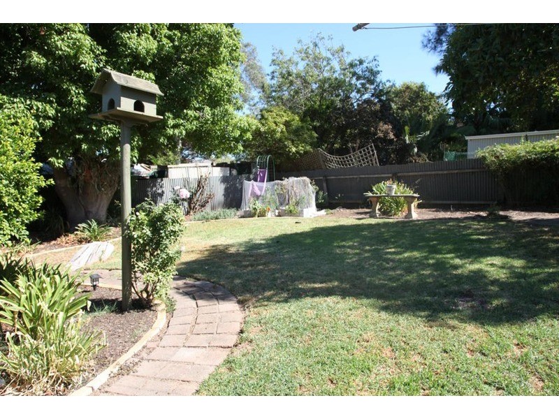 11 Sedunary Road, Morphett Vale SA 5162