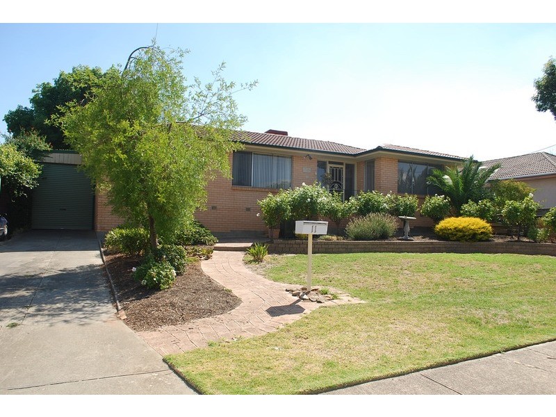 11 Sedunary Road, Morphett Vale SA 5162