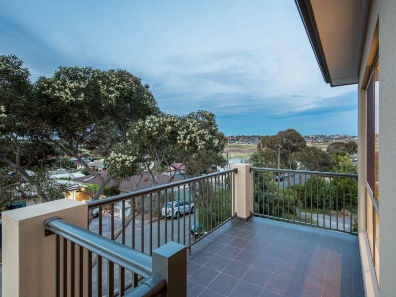 14 & 14a Domain Street, Moana SA 5169