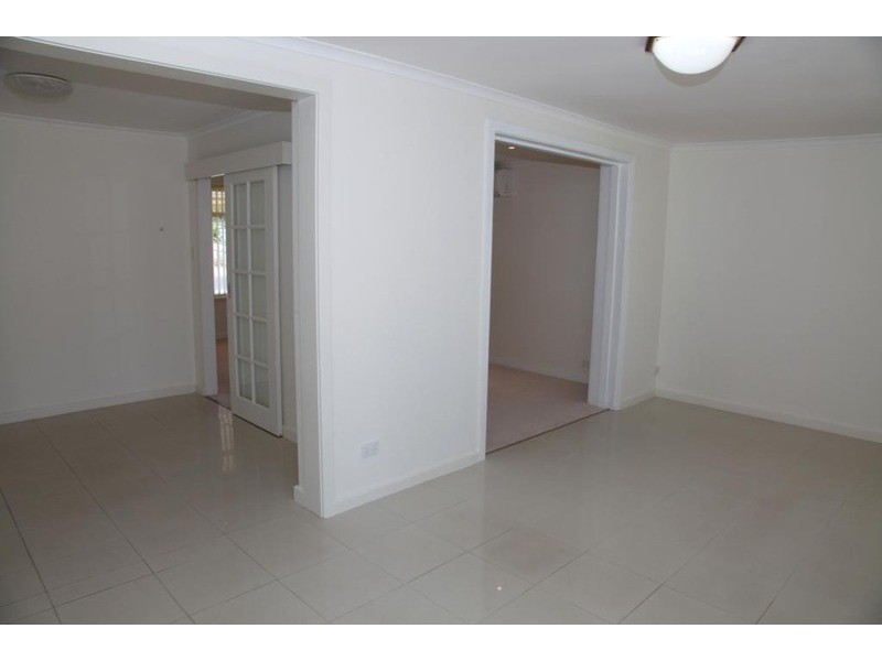 30 Kwinana Crescent, Port Noarlunga South SA 5167