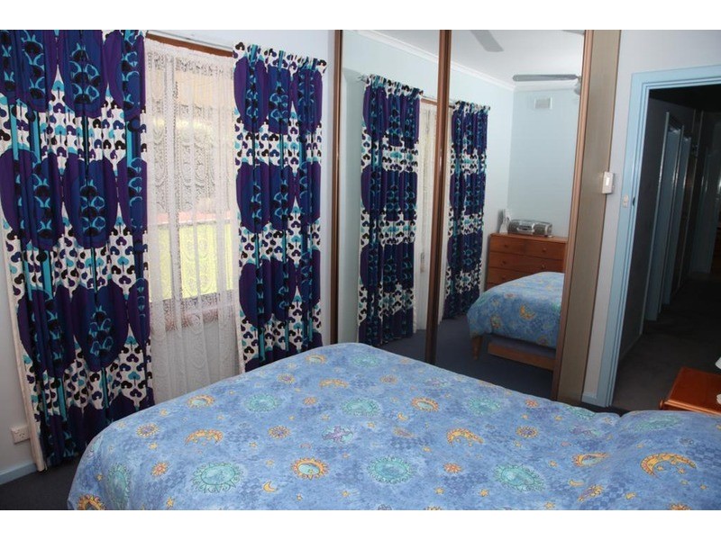 31 Carolyn Avenue, Morphett Vale SA 5162