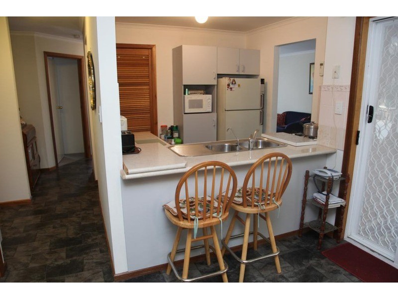 38 Clearwater Crescent, Seaford Rise SA 5169