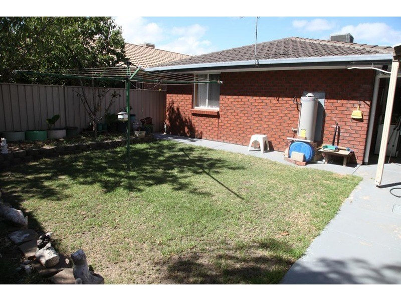 38 Clearwater Crescent, Seaford Rise SA 5169