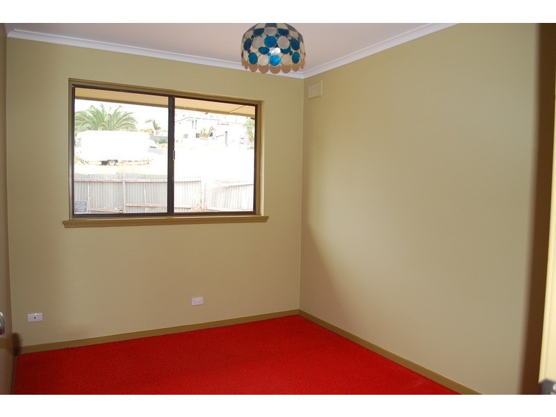 3 Mentone Parade, O’sullivan Beach SA 5166