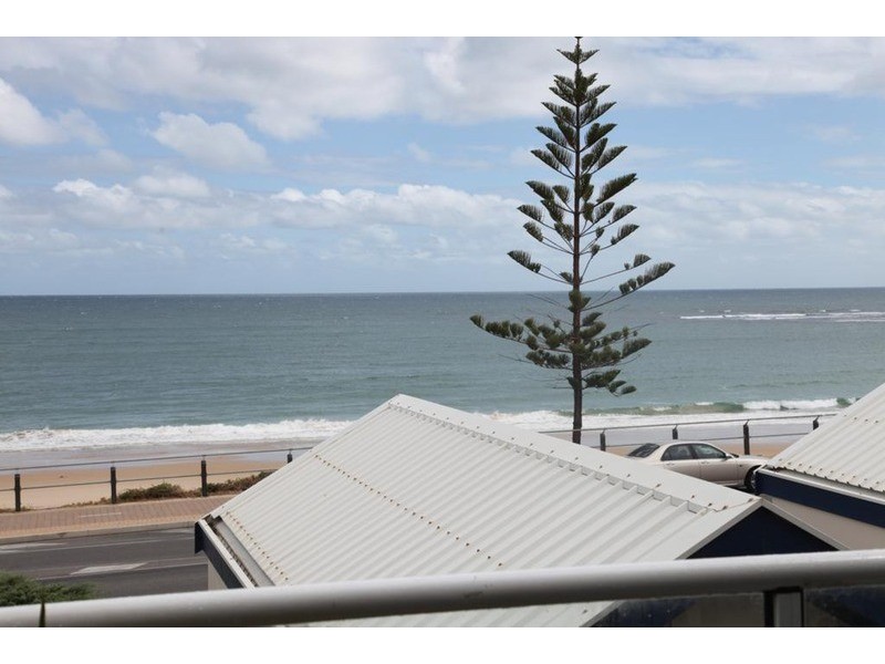 47 Esplanade, Christies Beach SA 5165