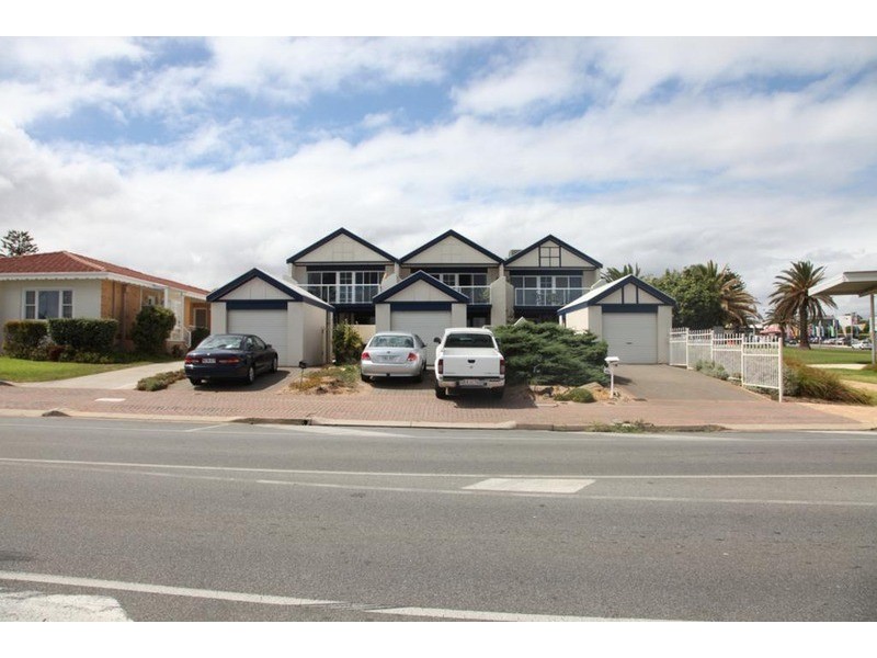 47 Esplanade, Christies Beach SA 5165