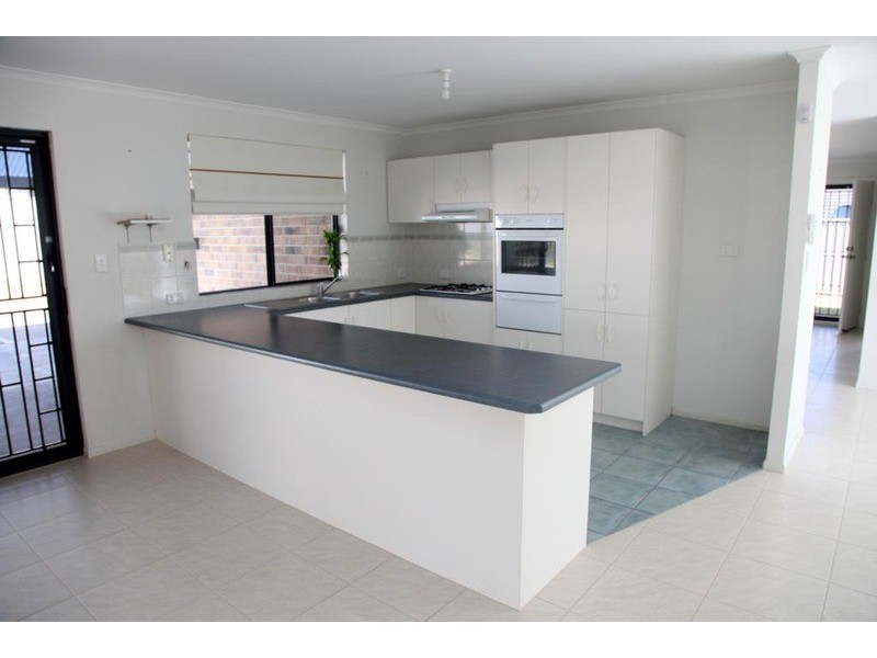 9 Hartland Avenue, Christie Downs SA 5164