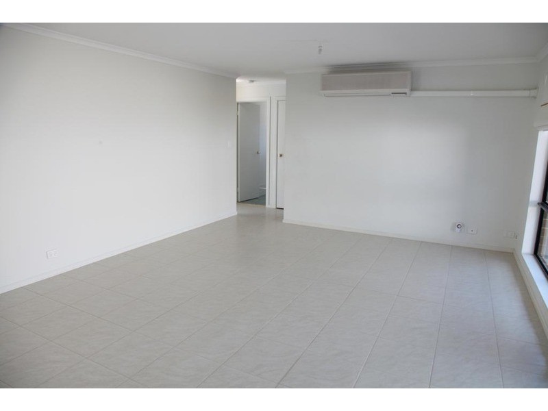 9 Hartland Avenue, Christie Downs SA 5164